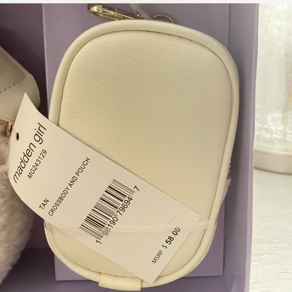 Madden Girl 3 piece Camera Crossbody Gift Set NWT - Picture 4 of 5